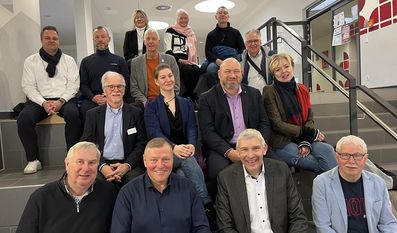 Zum Abschluss des dreitägigen Besuchs wurde die Delegation aus Grimmen durch das Schulgebäude der IGS am Campus geführt.