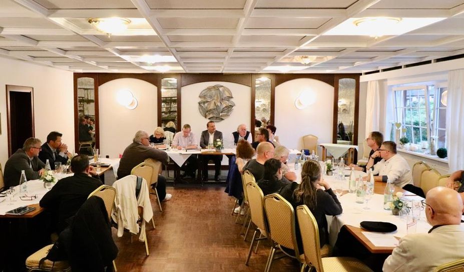 Auf der Jahreshauptversammlung im Sommer 2024 beauftragten die WIR-Mitglieder ihren Vorstand, erneut Gespräche mit Lili Live zu führen. Im November wurde dann die Auflösung des Vereins beschlossen.