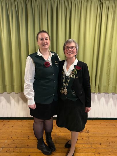 v. l.: Daniela von Kneten (stellv. Damenleiterin) und Andrea Zittlau (Damenleiterin)