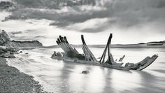 Das Wrack spiegelt das Thema der neuen Ausstellung über Vergänglichkeit wider.