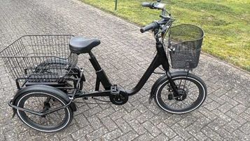 E-Dreirad (ca. 2,5 J.) mi